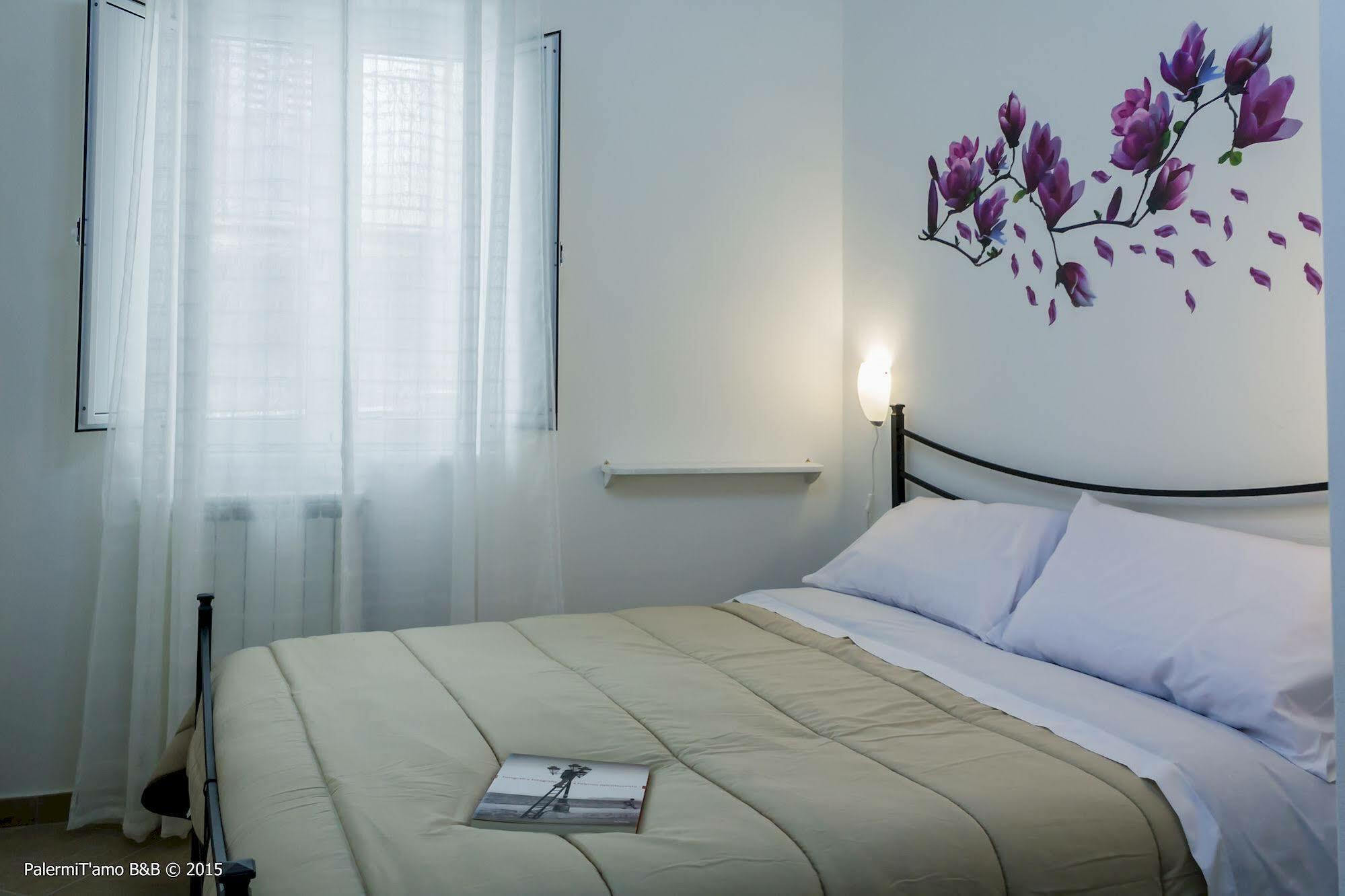 パレルモ Palermit'Amo Bed & Breakfast エクステリア 写真