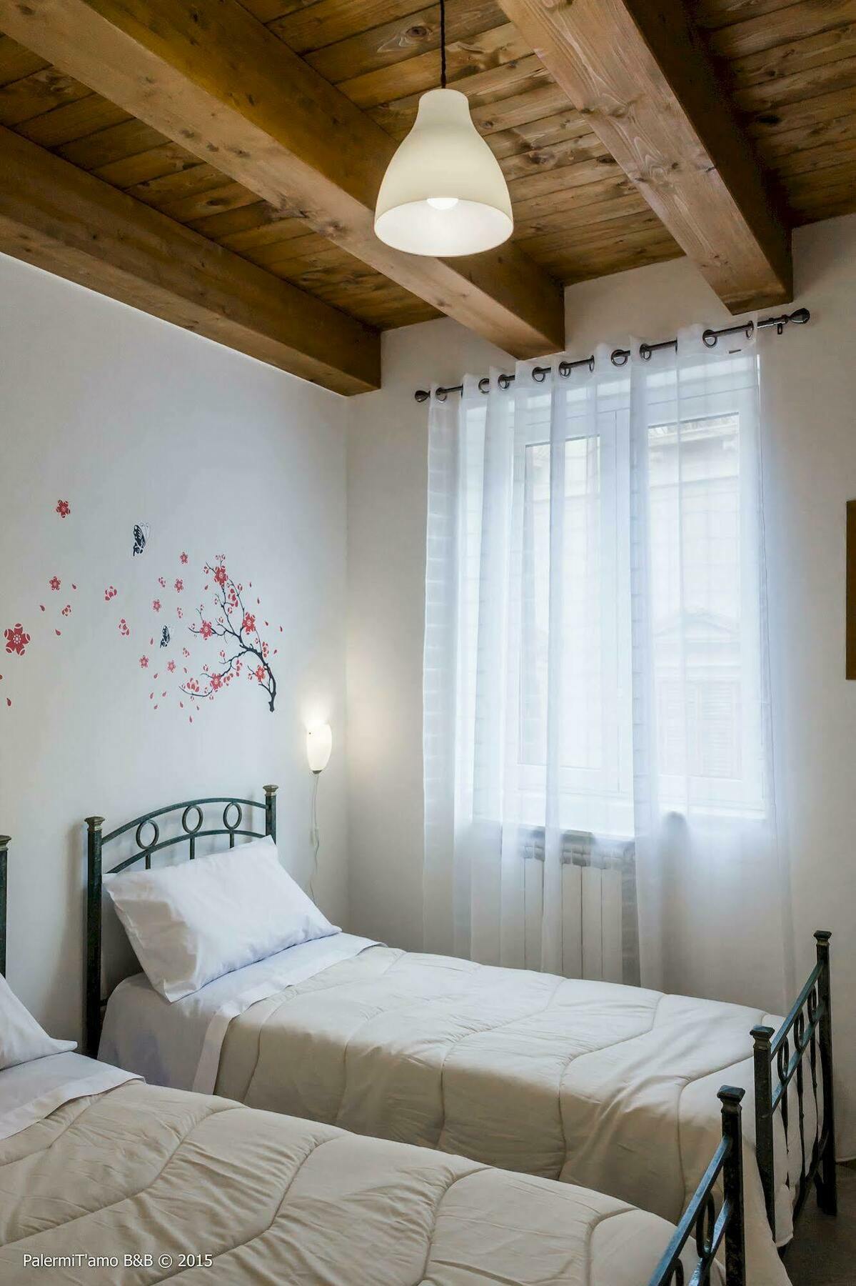 パレルモ Palermit'Amo Bed & Breakfast エクステリア 写真