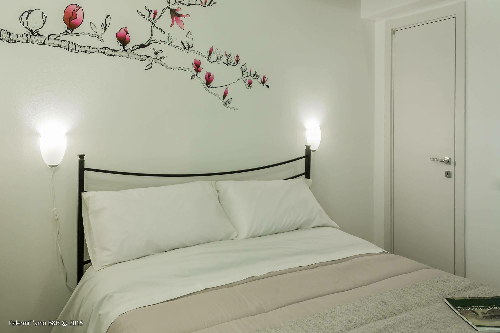 パレルモ Palermit'Amo Bed & Breakfast エクステリア 写真