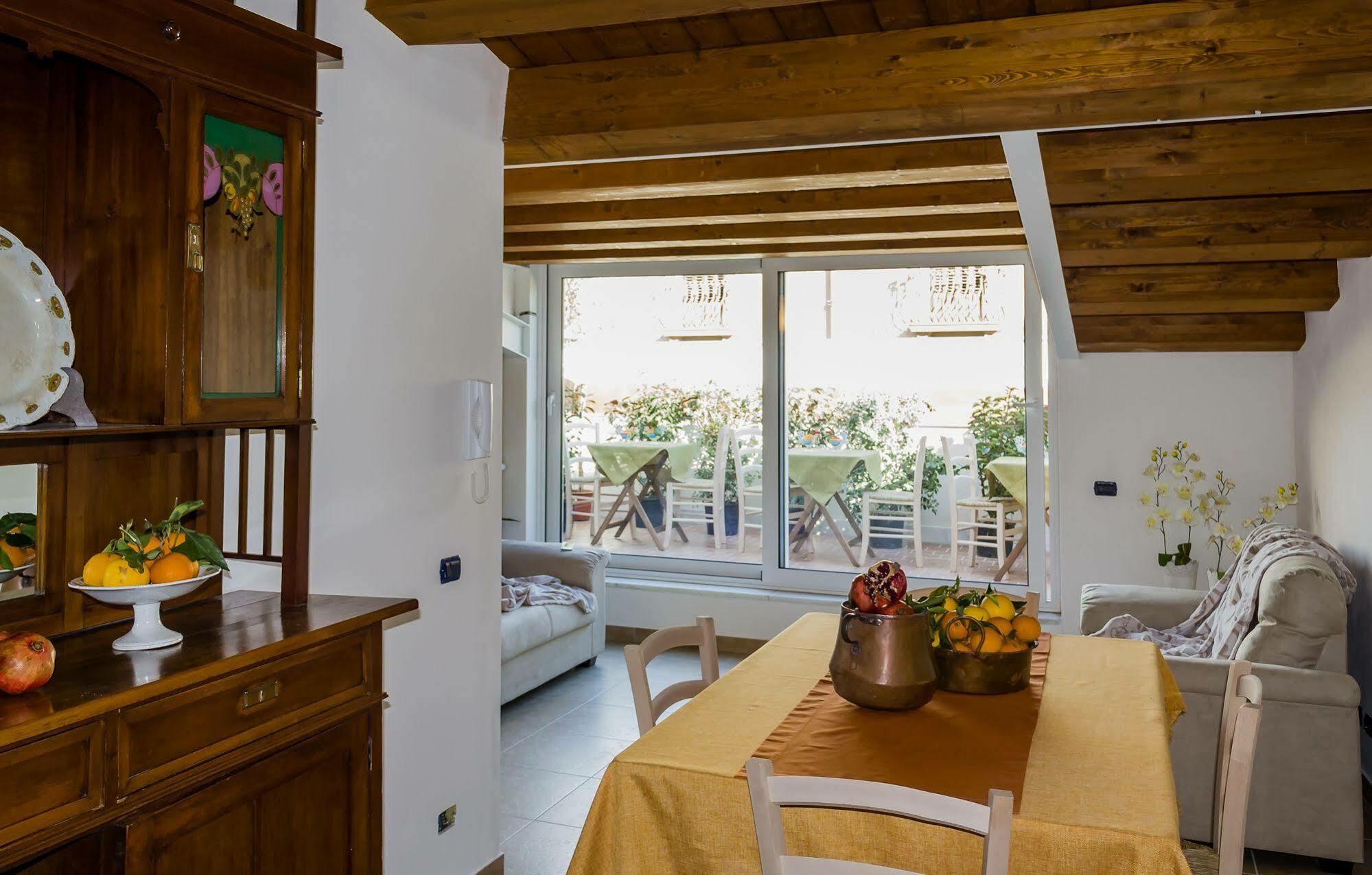パレルモ Palermit'Amo Bed & Breakfast エクステリア 写真